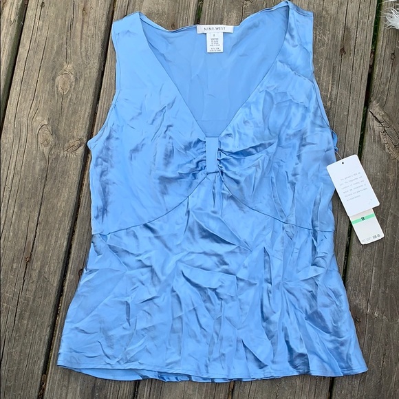 Nine West Tops - NWT Nine West size 8 100% silk top Nine West Tops - NWT Nine West size 8 100% silk top